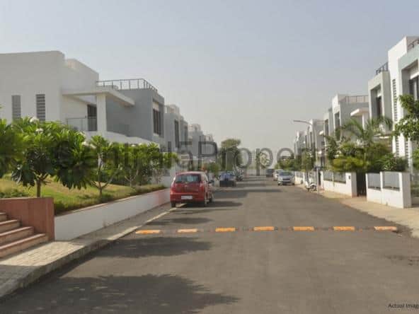 Villas properties to buy in Pune Wagholi