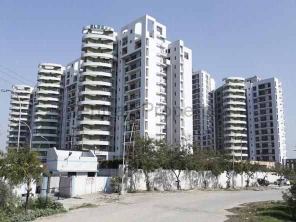 Flats Apartments for sale buy in Sector 119 Noida Eldeco Aamantran