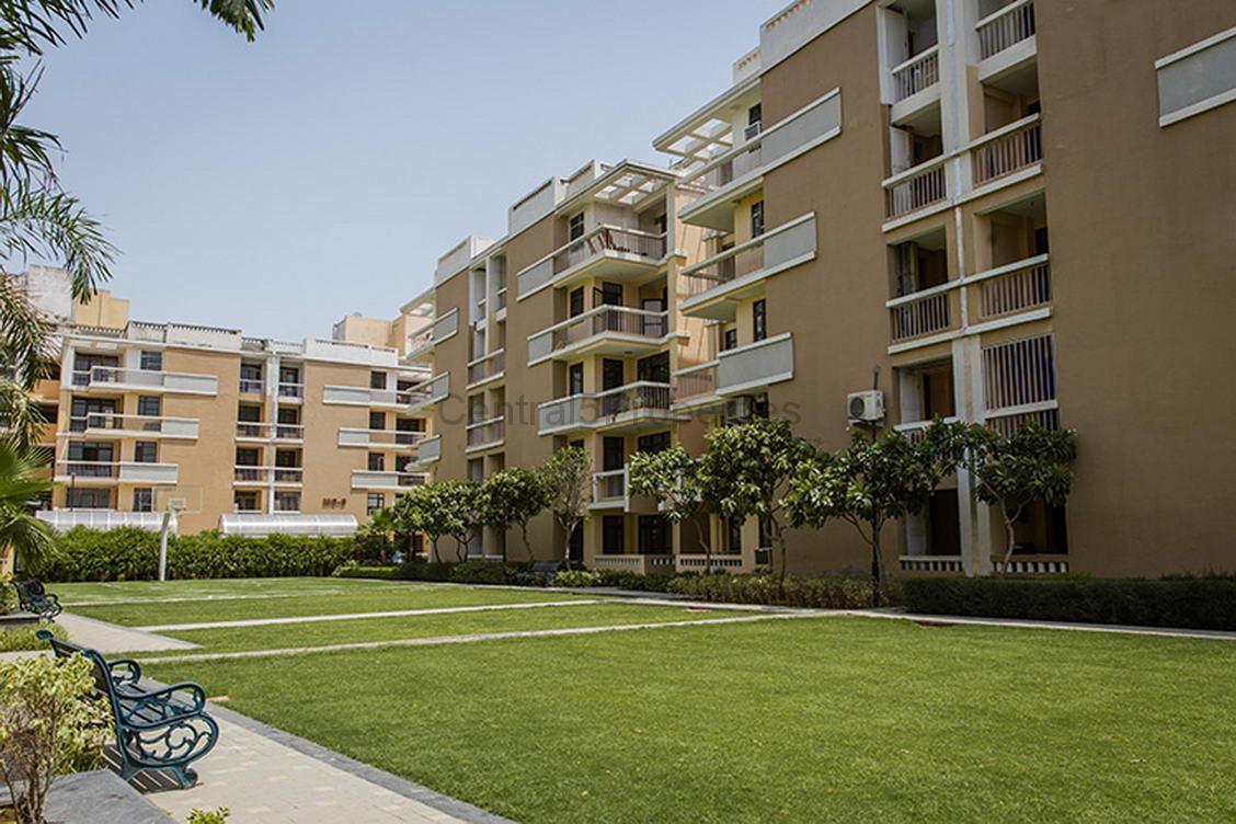 Flats Apartments for sale buy in Omicron Greater Noida Eldeco Mystic Greens
