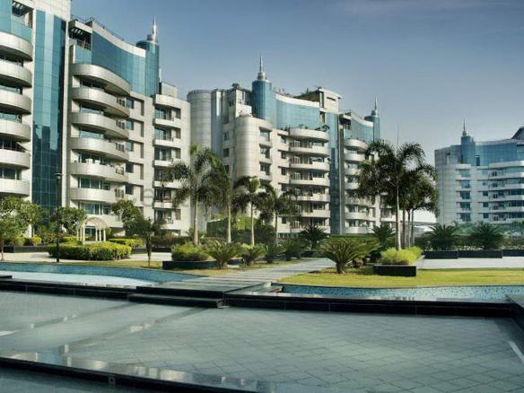 Flats Apartments for sale to buy in Sector 92 Noida Omaxe The Forest