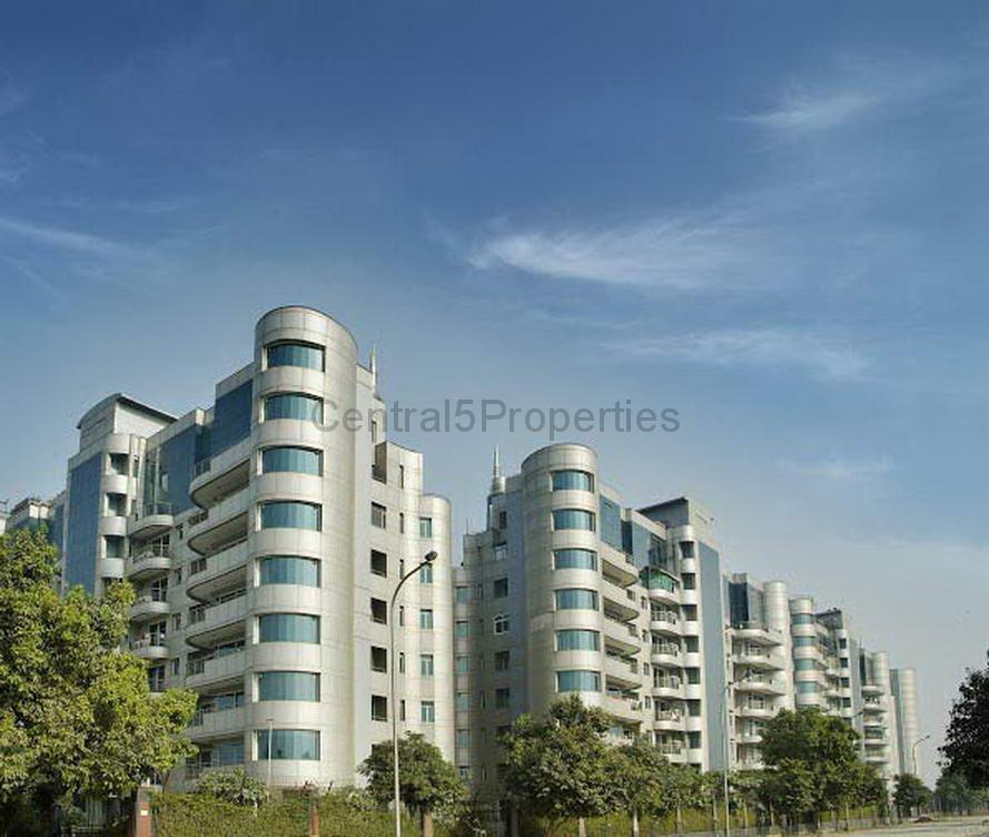 Flats Apartments for sale to buy in Sector 92 Noida Omaxe The Forest