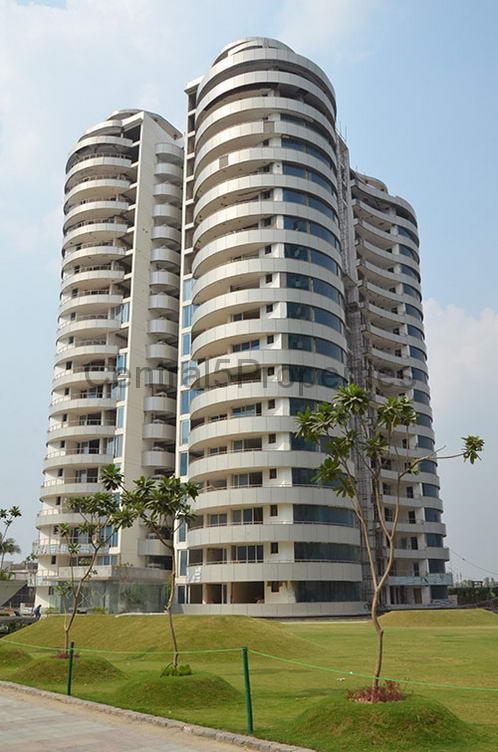 Flats apartments for sale to buy in Noida Sector 93B Omaxe The Forest Spa