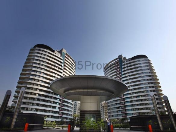 Flats Apartments for sale to buy in Sector 50 Noida Omaxe Twin Towers