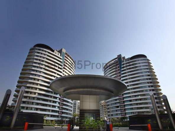 Flats Apartments for sale to buy in Sector 50 Noida Omaxe Twin Towers