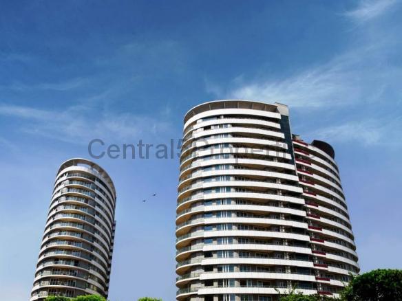 Flats Apartments for sale to buy in Sector 50 Noida Omaxe Twin Towers