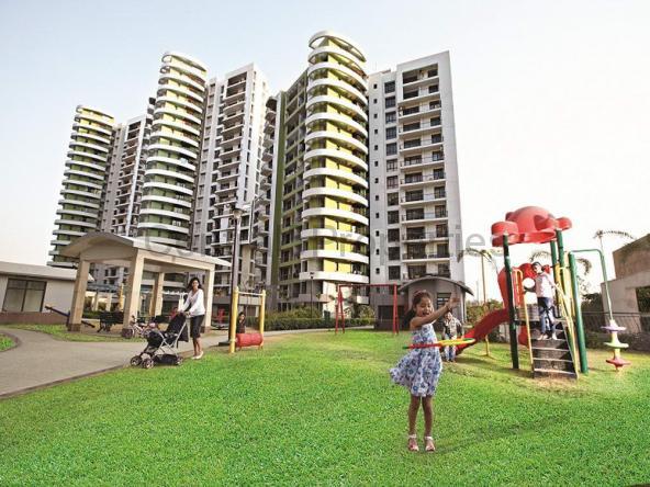 Flats Apartments for sale buy in Sector 119 Noida Eldeco Aamantran