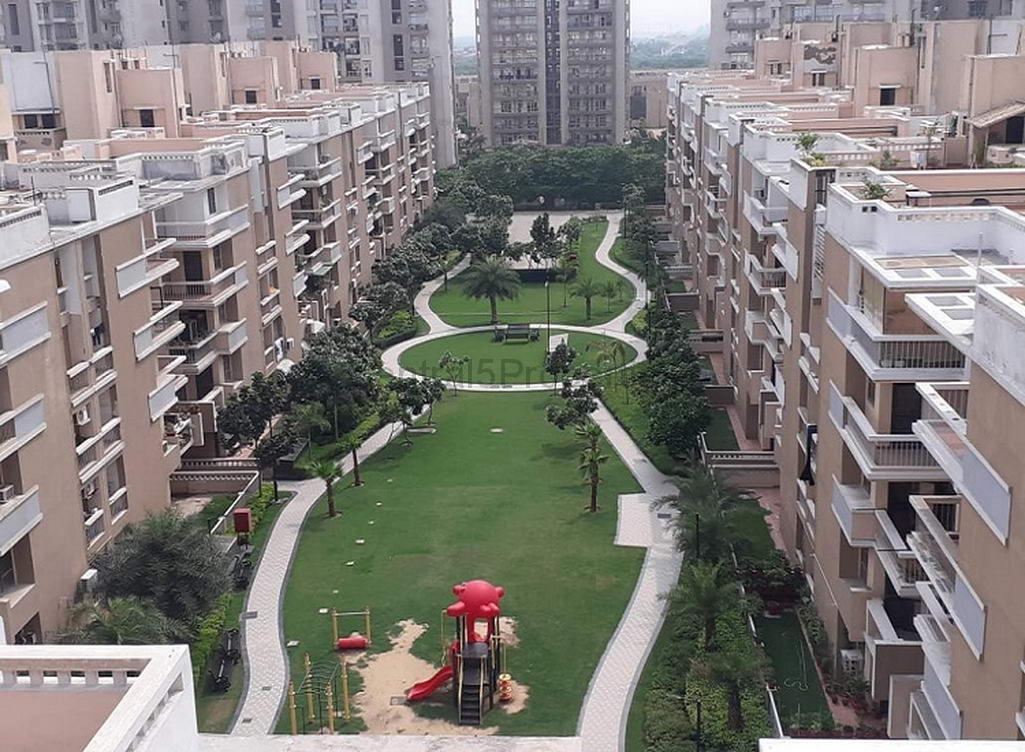 Flats Apartments for sale buy in Omicron Greater Noida Eldeco Mystic Greens